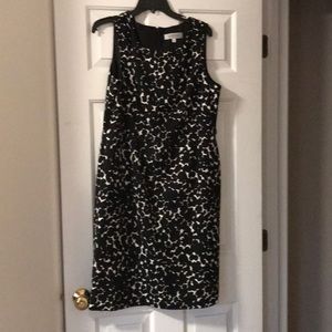 Kasper sleeveless sheath dress 16